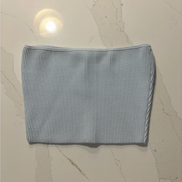 ARITZIA Babaton Sculpt Knit Cropped Tube Top - Picture 3 of 3